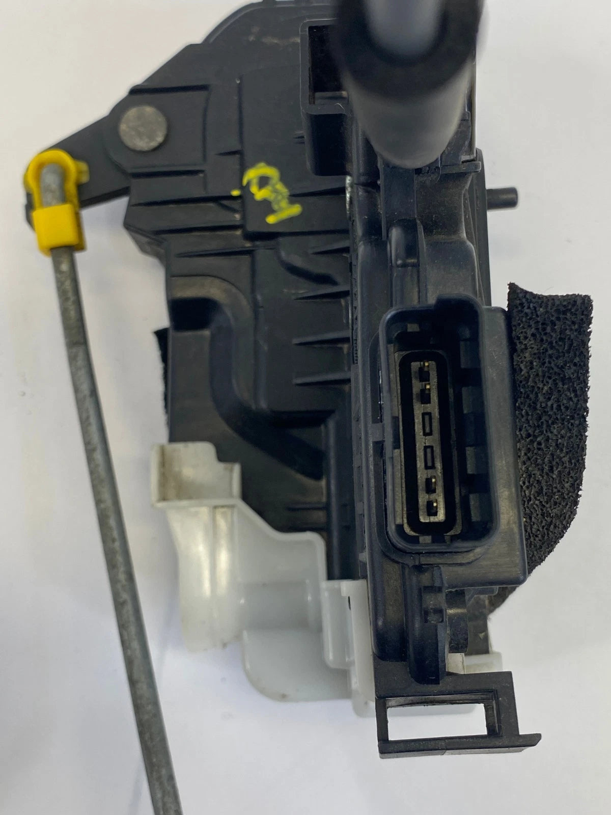 10-13 KIA FORTE REAR LEFT POWER DOOR LOCK LATCH ACTUATOR ASSEMBLY OEM 314101M020
