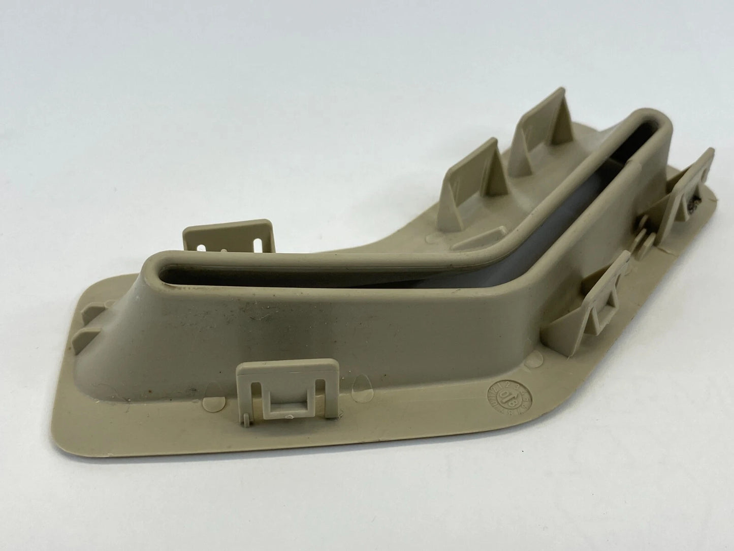 2008-2016 VOLVO XC70 CENTER PILLAR LEFT SIDE SEAT BELT GUIDE COVER TRIM OEM