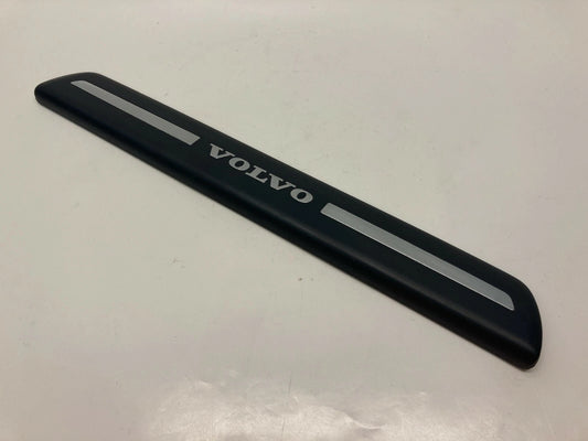 2004-2011 VOLVO S40 FRONT RIGHT DOOR SILL STEP SCUFF PLATE MOLDING 30744287 OEM