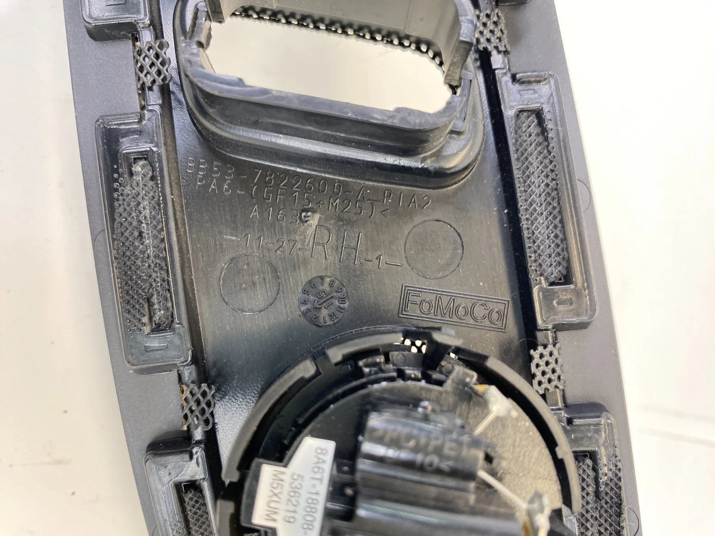 11-15 FORD EXPLORER 13-15 INTERCEPTOR UTILITY FRONT RIGHT INTERIOR DOOR HANDLE