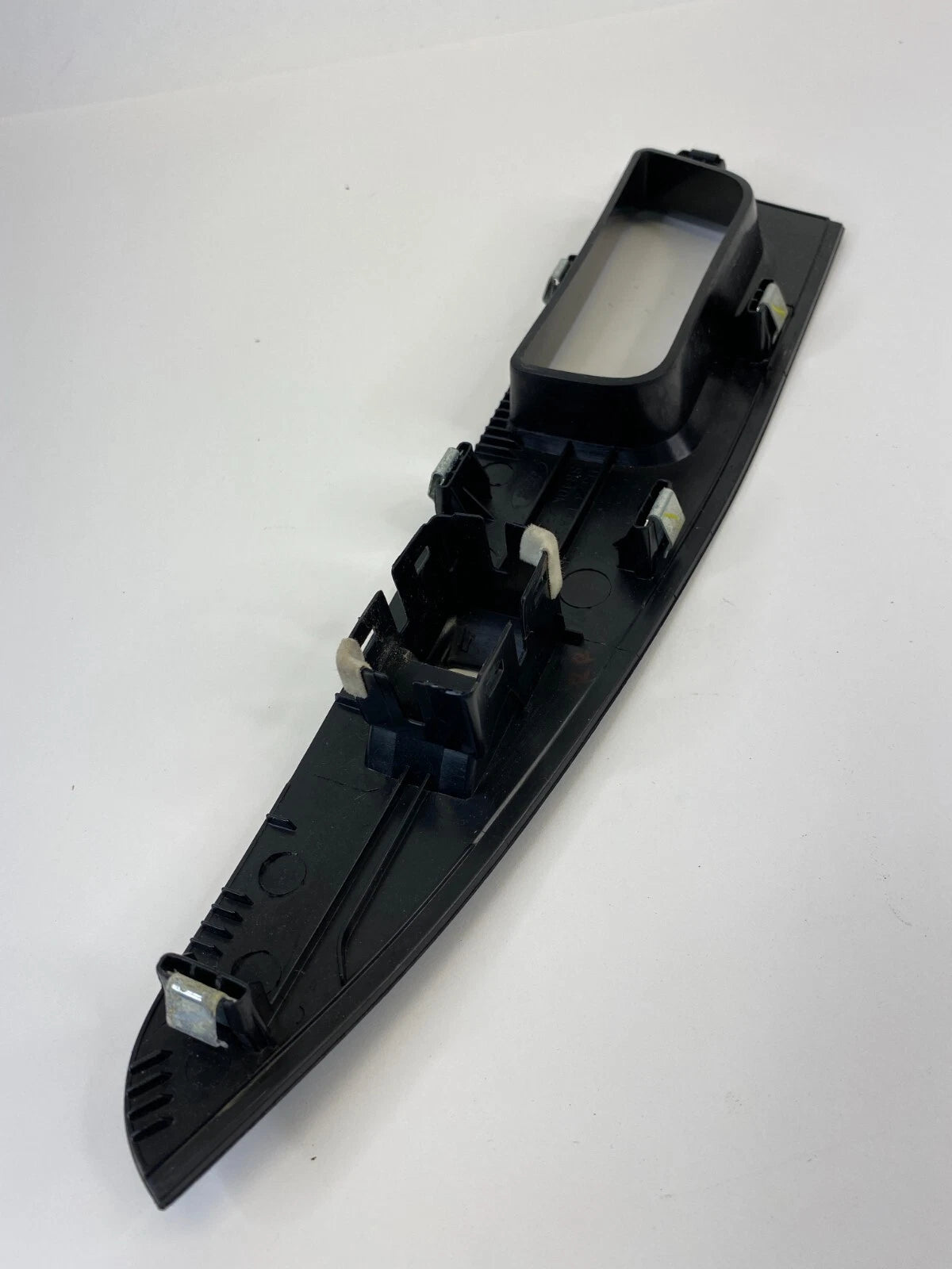 2013-2016 FORD FUSION REAR RIGHT DOOR WINDOW SWITCH TRIM PLATE OEM DS73-14A567-B