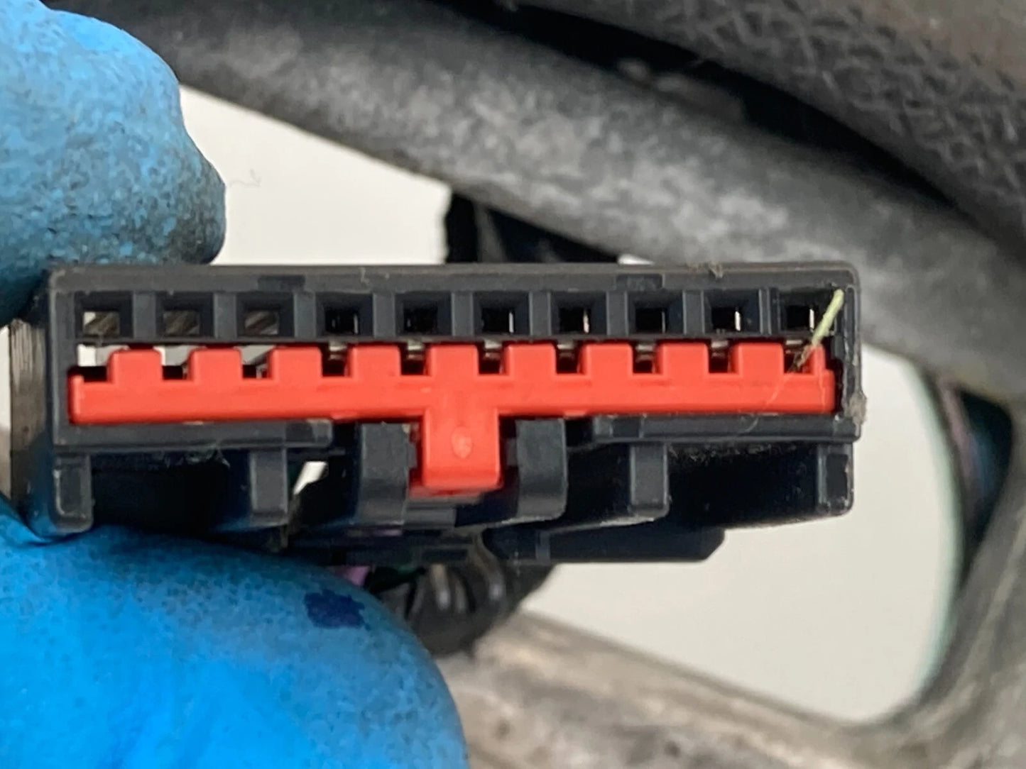 2009-2012 CHEVROLET TRAVERSE STEERING WHEEL W/ AUDIO CRUISE CONTROL OEM