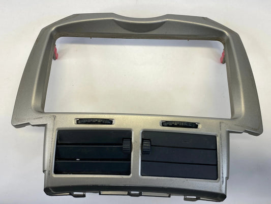 2009-2011 TOYOTA YARIS CENTER RADIO BEZEL AIR VENTS FRONT OEM FACTORY 55405-5258