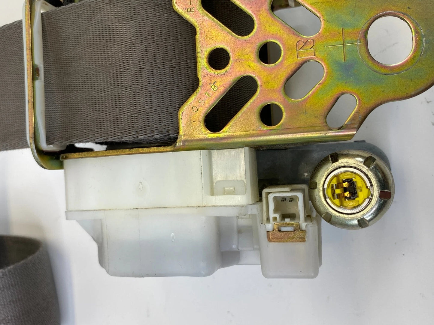 2002 2003 02 03 LEXUS ES300 FRONT LEFT DRIVER SIDE SEAT BELT RETRACTOR FR LH OEM