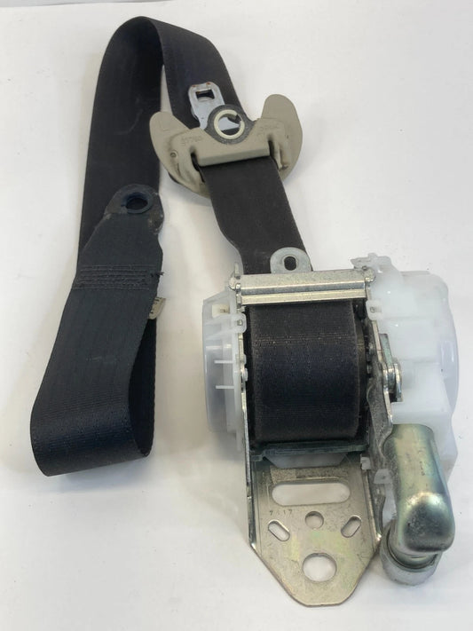 2006 2007 INFINITI G35 SEDAN FRONT LEFT DRIVER SEAT BELT RETRACTOR 7Q4590-P OEM