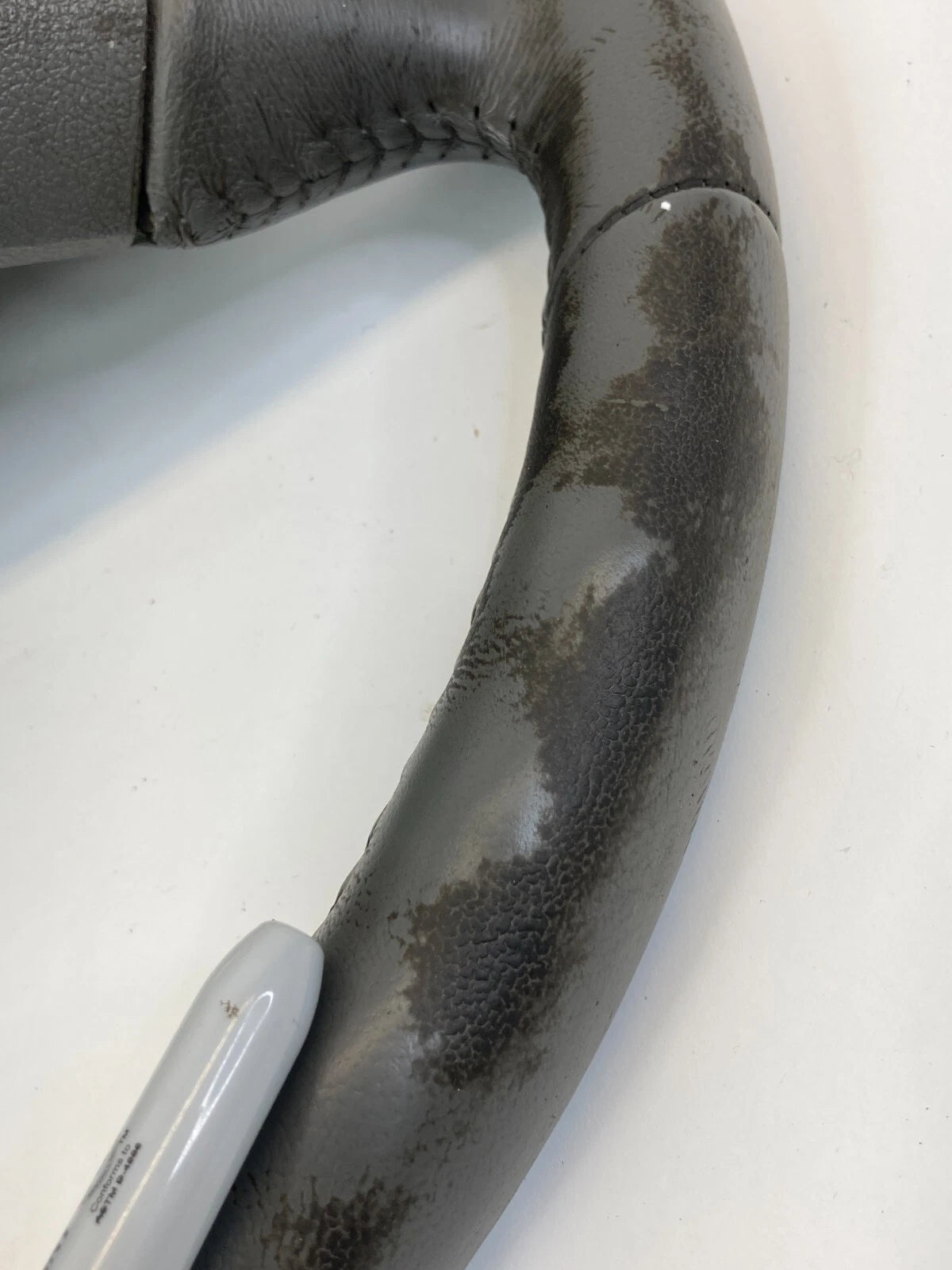 2006 2007 BUICK LUCERNE SEDAN 4-DR LEFT STEERING WHEEL W/CONTROLS 15846413 OEM