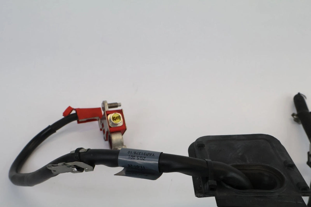 2010-2016 MERCEDES W212 E350 E550 BATTERY TO STARTER POSITIVE CABLE A2124404613