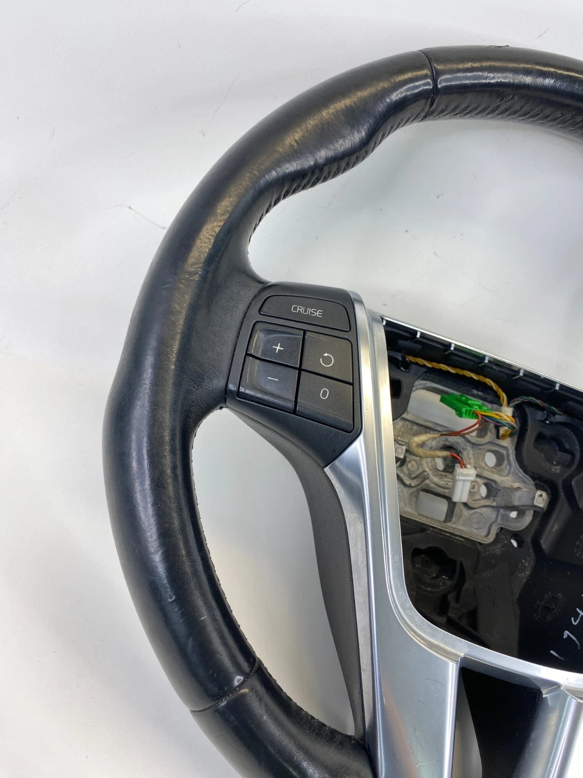 2011-2018 VOLVO S60 STEERING WHEEL W/ CRUISE & AUDIO CONTROLS 31250592 OEM