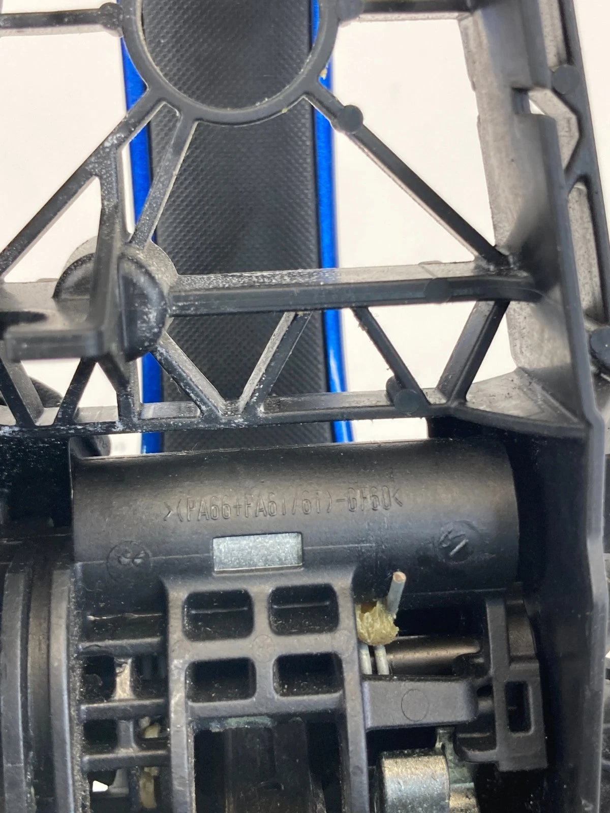 15-17 CHRYSLER 200 SEDAN FRONT RIGHT SIDE EXTERIOR DOOR HANDLE 68158826AB OEM