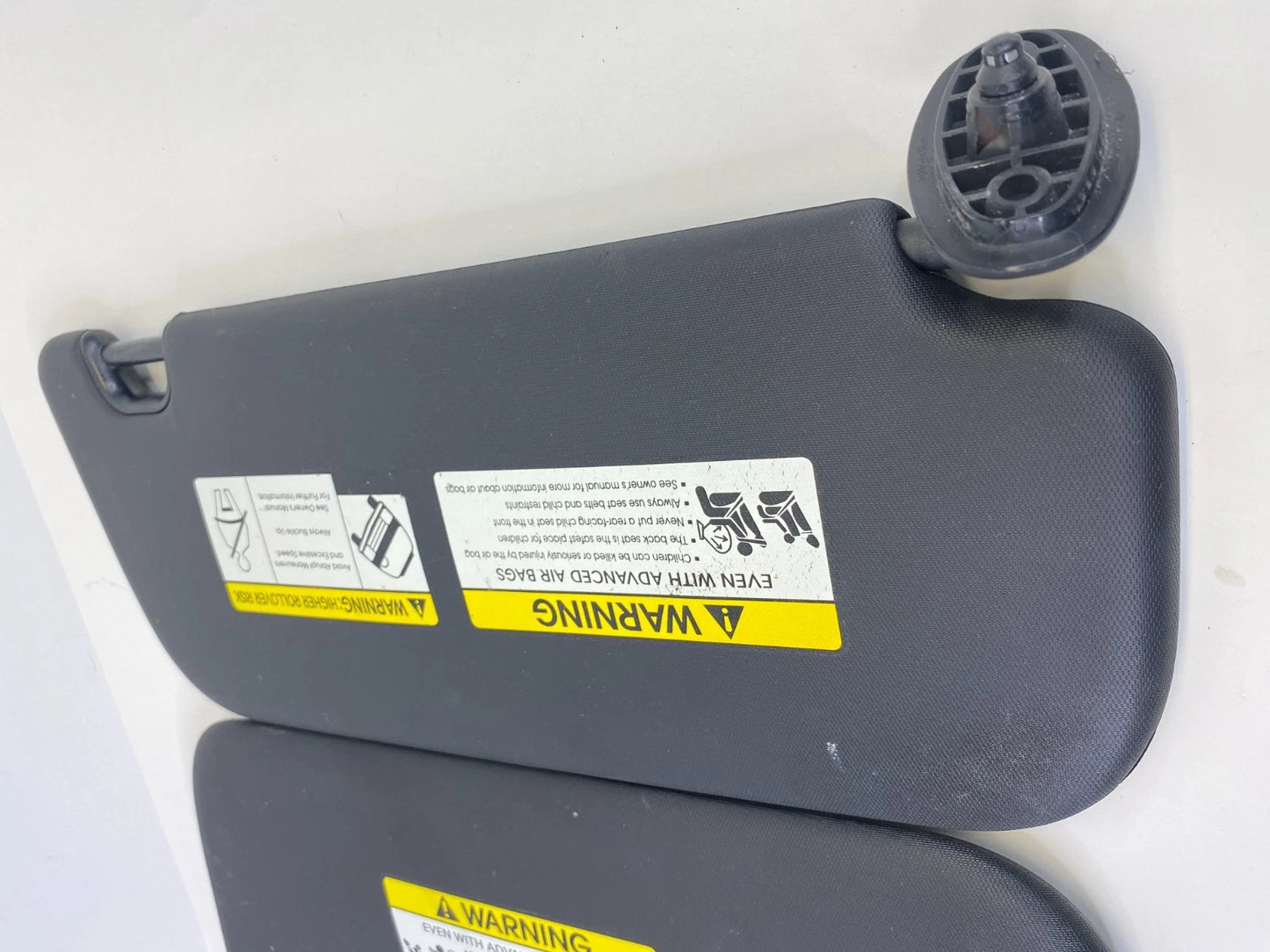 2014-2019 Kia Soul Front Roof Left & Right Side Sunvisor Sun Visor Pair OEM