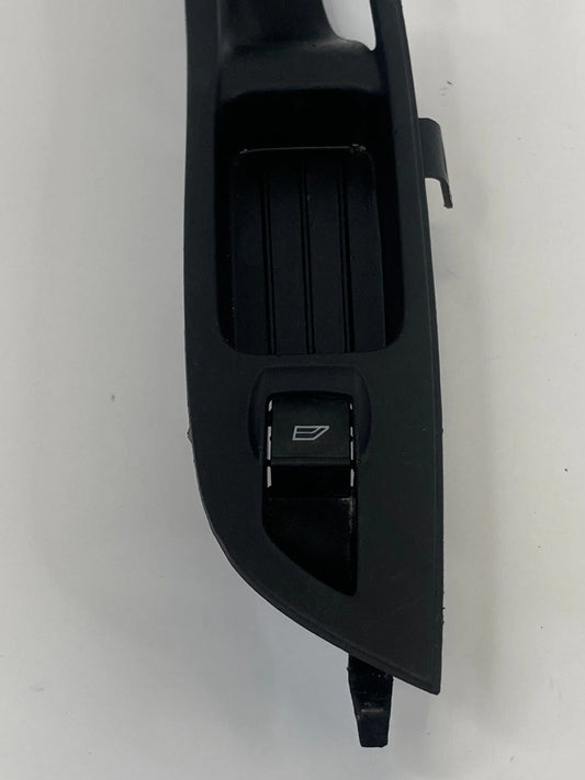12-18 FORD FOCUS FRONT RIGHT PASSENGER WINDOW SWITCH W/ TRIM BM51-A240A40-AAW
