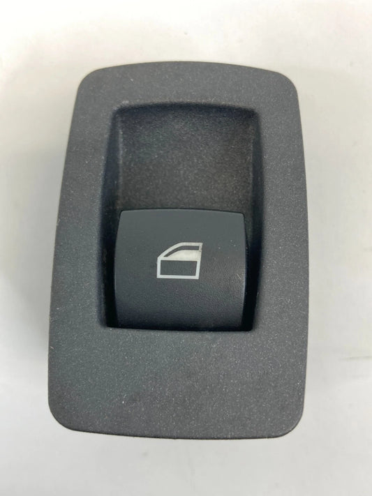 2004-2010 BMW X3 REAR RIGHT BACK DOOR POWER WINDOW CONTROL SWITCH 15939860 OEM