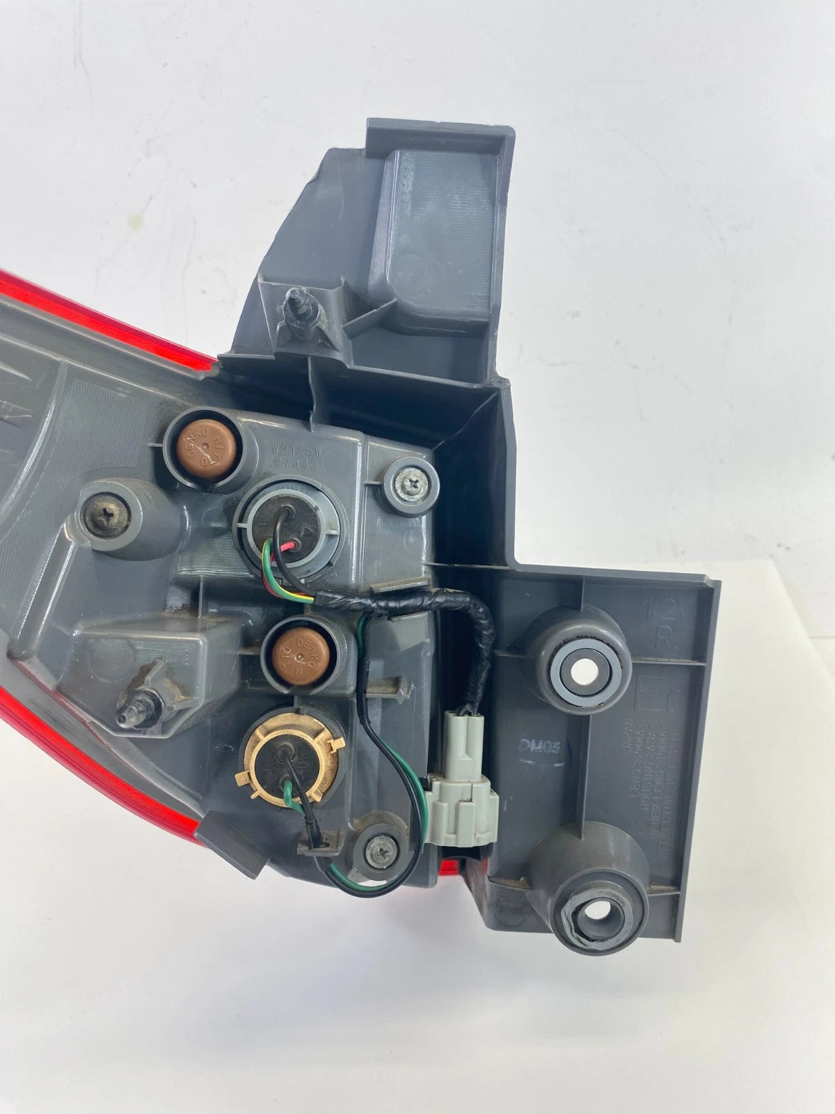 2012-2017 Nissan Quest Right Passenger Outer Tail Light Lamp Taillight Taillamp