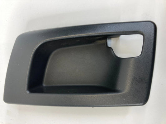 04-06 SRX 03-07 CADILLAC CTS REAR LEFT DOOR INNER HANDLE BEZEL TRIM 25752965 OEM