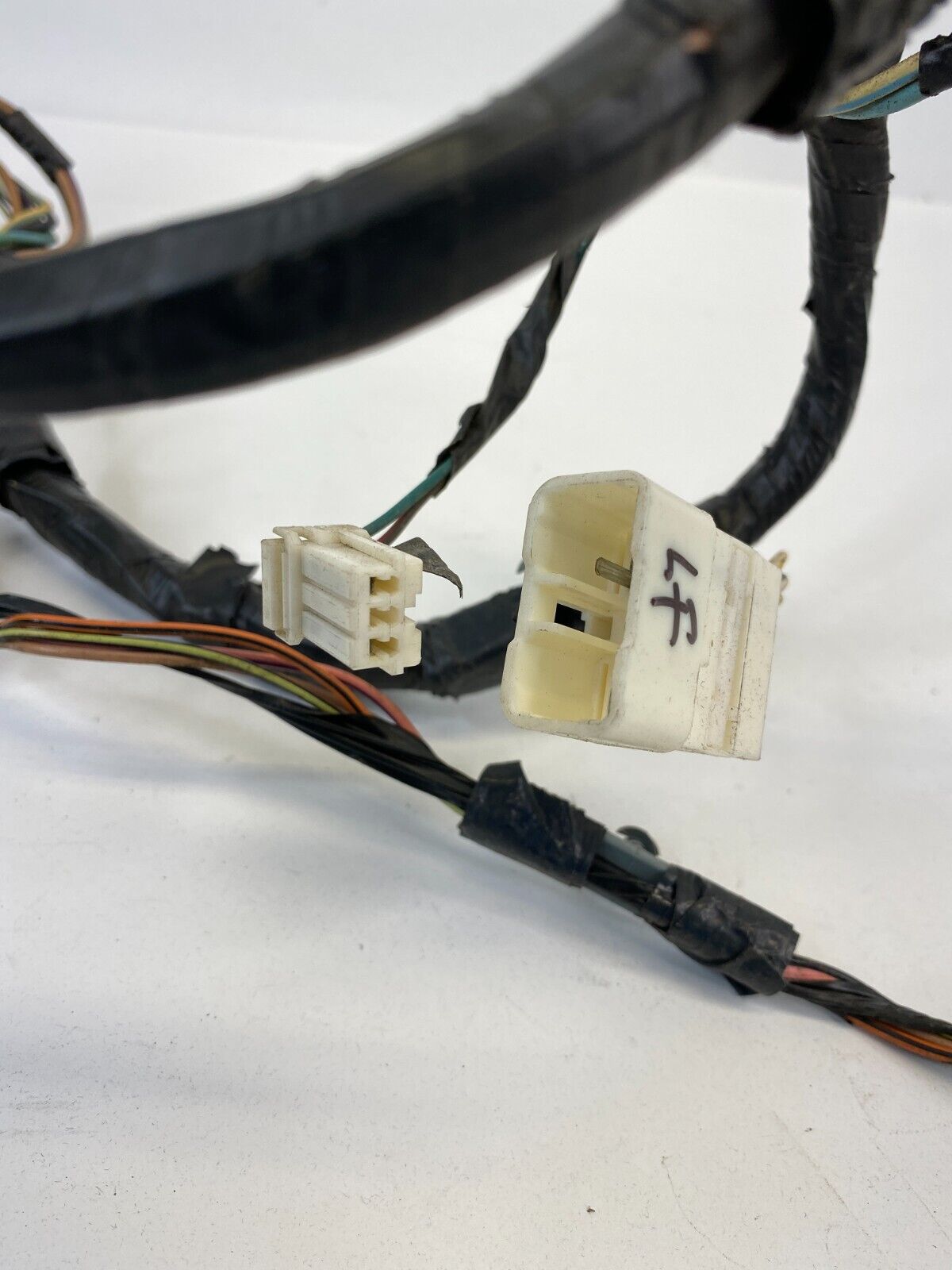 2005 05 Dodge Neon Front Left Driver Side Door Wire Harness 04795441AE OEM