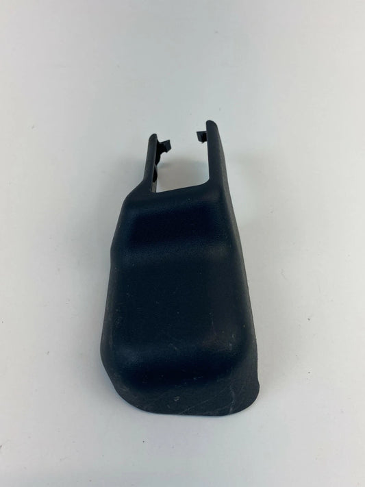 2002-2007 SUBARU IMPREZA LEFT SIDE SEAT TRACK BOLT COVER TRIM OUTER 64115FE250