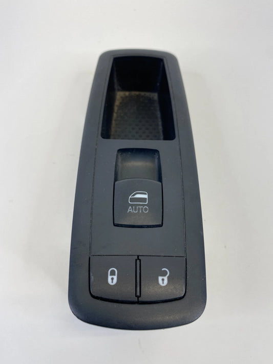 12-16 CHRYSLER TOWN & COUNTRY FRONT RIGHT SIDE DOOR WINDOW SWITCH 68110865AA OEM