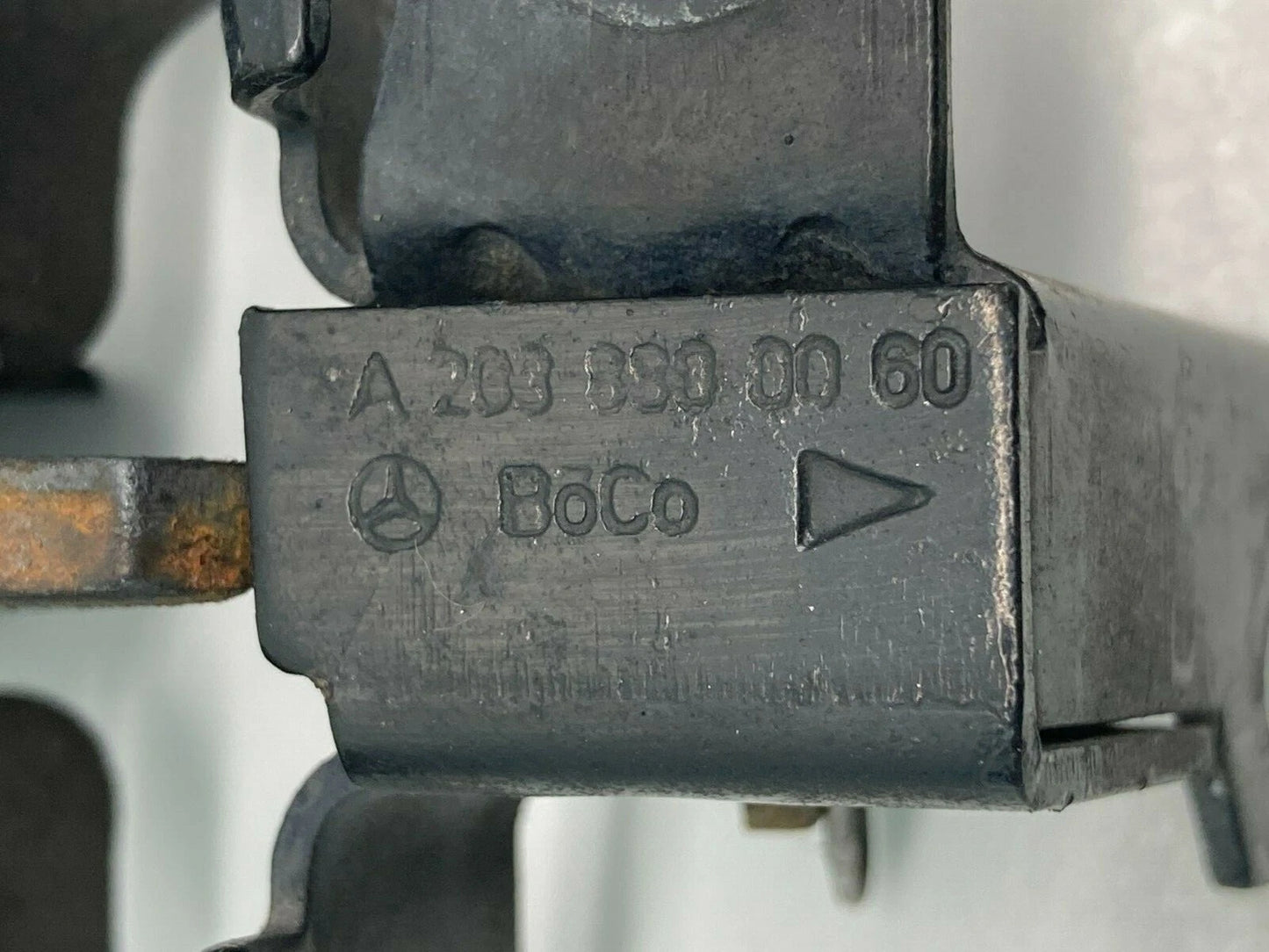 2003 MERCEDES BENZ E320 SEDAN HOOD LOCK LATCH SAFETY LEFT & RIGHT A2038800060