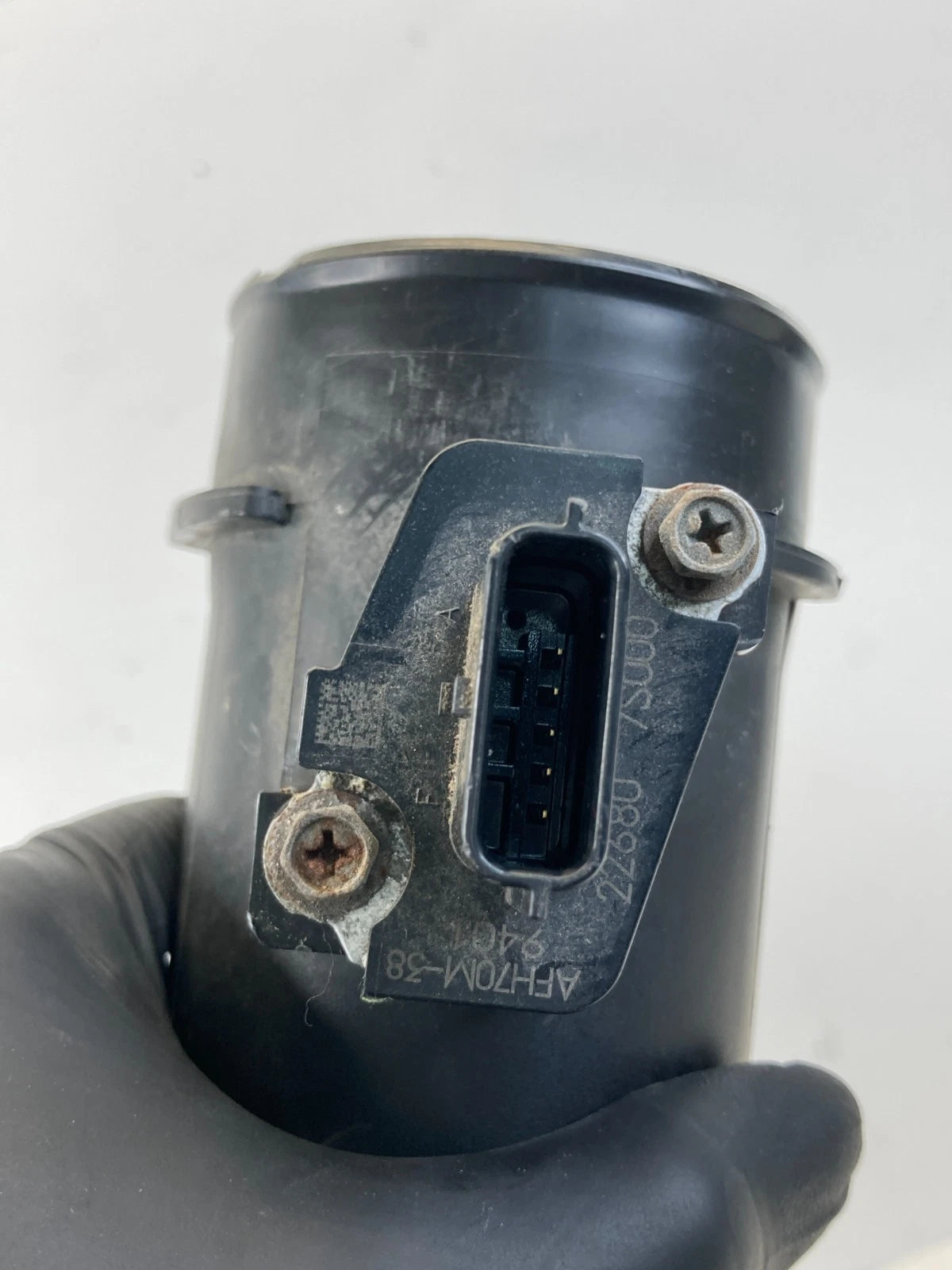 2008-2010 INFINITI G37 FRONT LEFT AIR INTAKE CLEANER BOX FILTER ASSEMBLY OEM