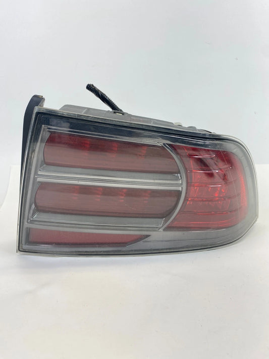 04 05 06 ACURA TL SEDAN REAR RIGHT PASSENGER SIDE TAIL LIGHT TAILLIGHT LAMP