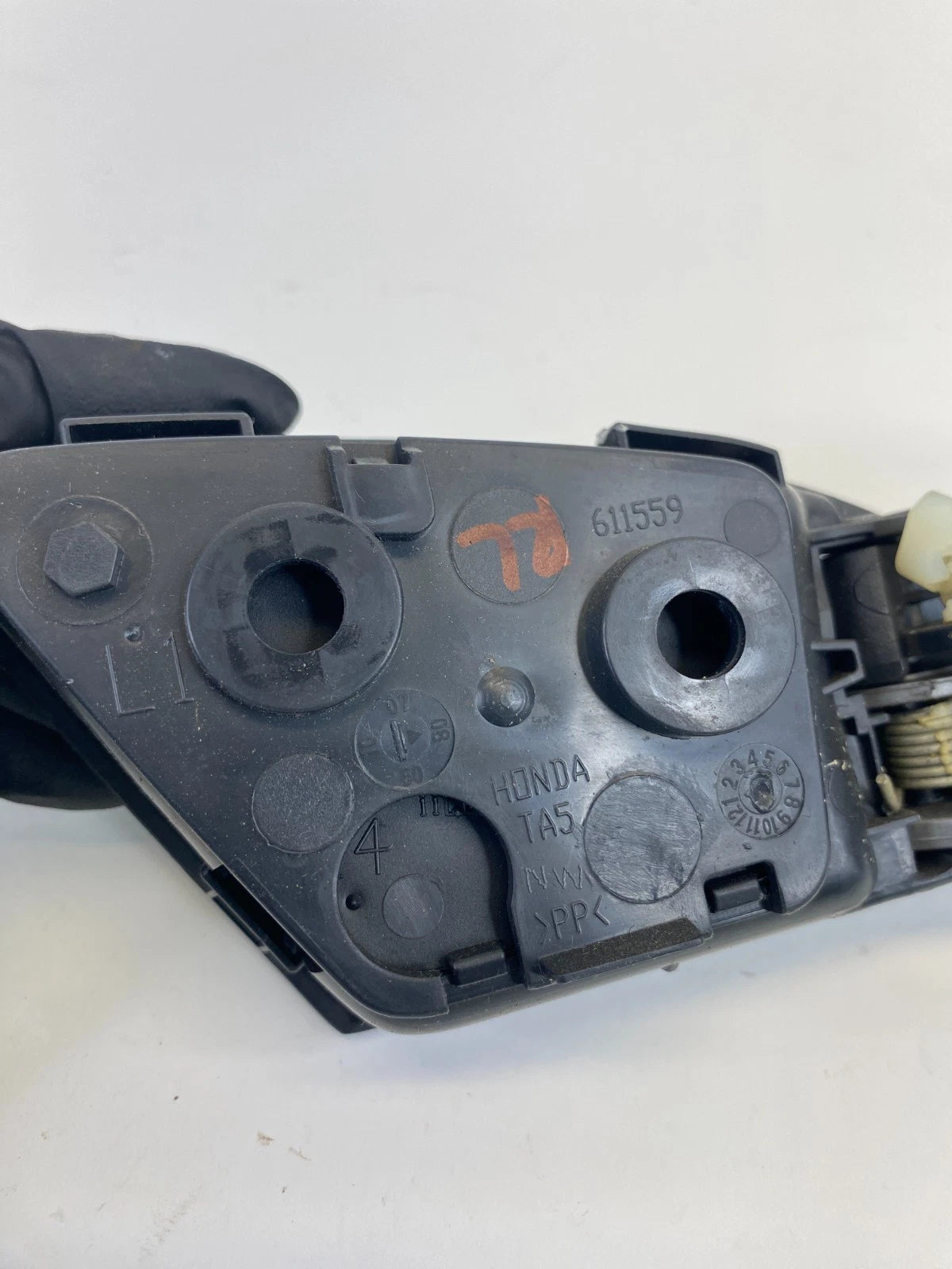 2008-2012 Honda Accord SEDAN Rear Left Side Door Interior Door Handle 611559