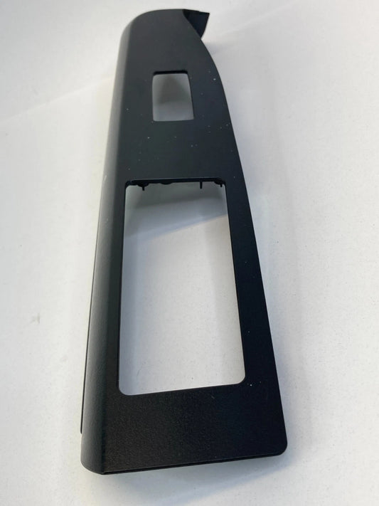 2011-2017 JEEP PATRIOT REAR RIGHT SIDE DOOR WINDOW SWITCH COVER BEZEL TRIM