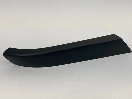 12-15 VOLKSWAGEN PASSAT FRONT LEFT SIDE DOOR PULL HANDEL TRIM BEZEL 561867171