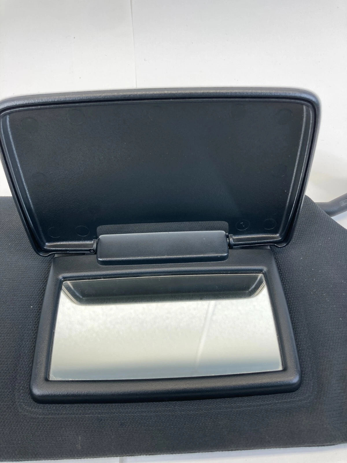 2011-2014 DODGE AVENGER LEFT & RIGHT SUNVISOR DRIVER & PASSENGER SUN VISOR SET