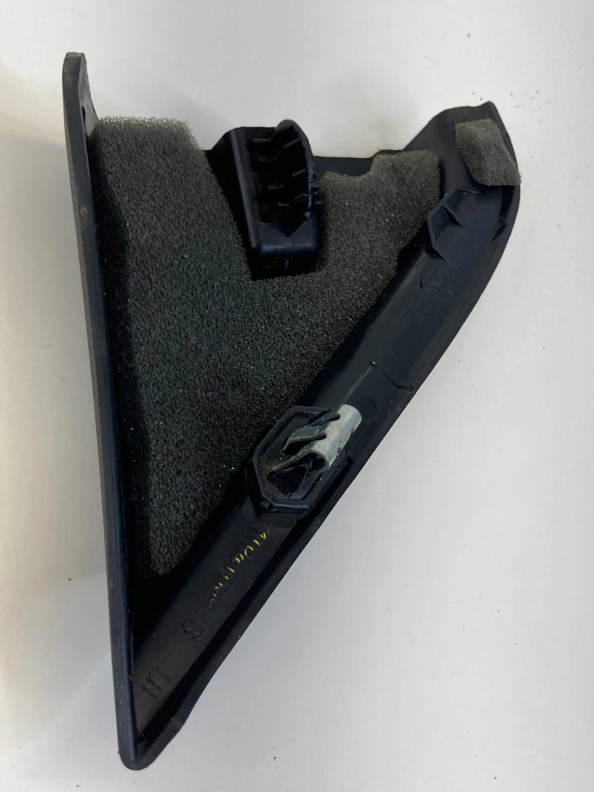 2013-2016 DODGE DART FRONT LEFT INTERIOR DOOR CORNER COVER 1TR41TRMAB OEM