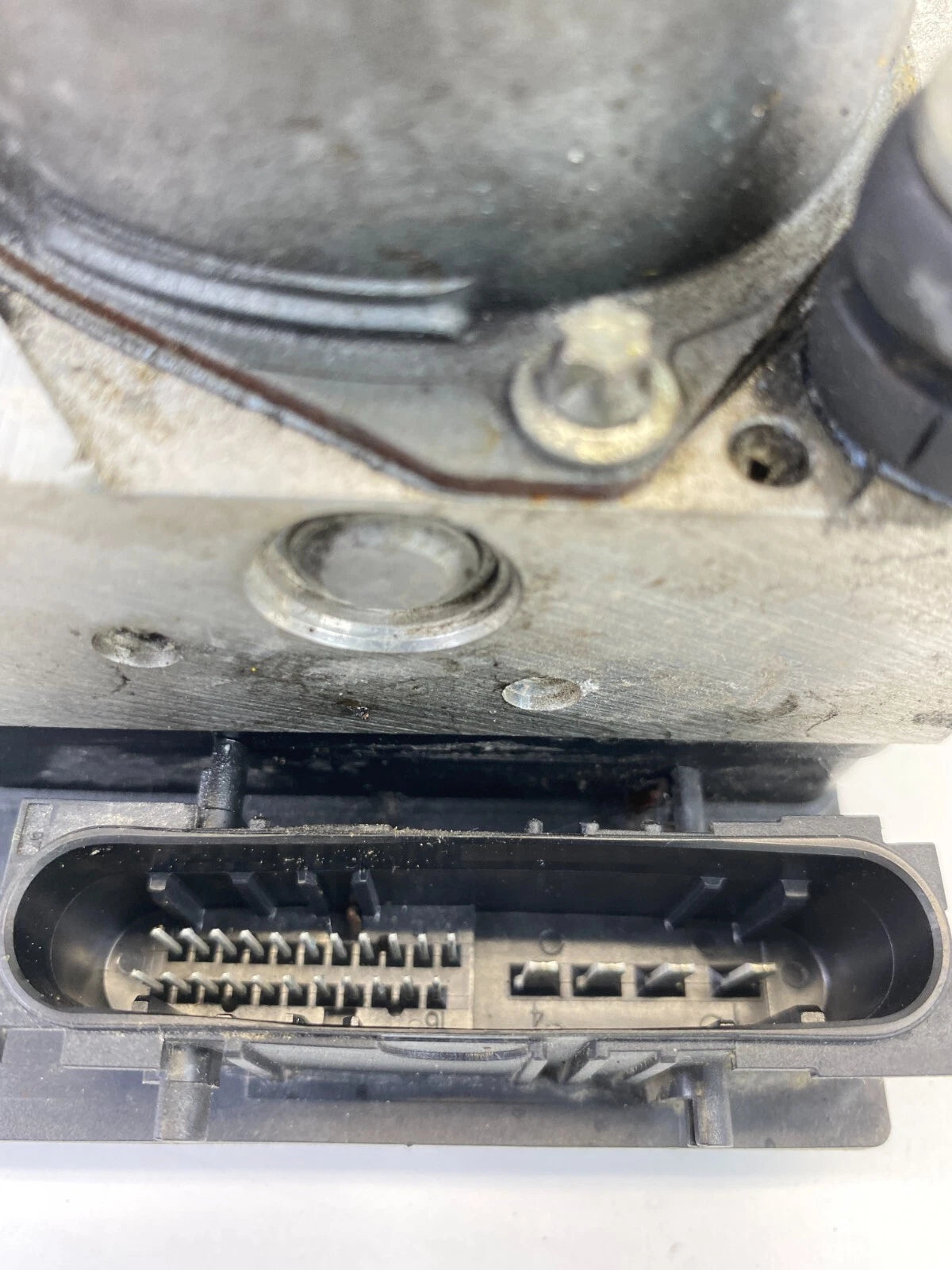 2009-2010 NISSAN CUBE AT FWD ABS ANTI LOCK BRAKE PUMP MODULE UNIT OEM 265951166