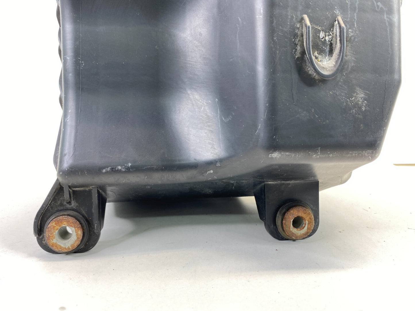 2013-2016 Hyundai Santa Fe Sport Intake Lower Cleaner Box Cover DK112-4W100 OEM