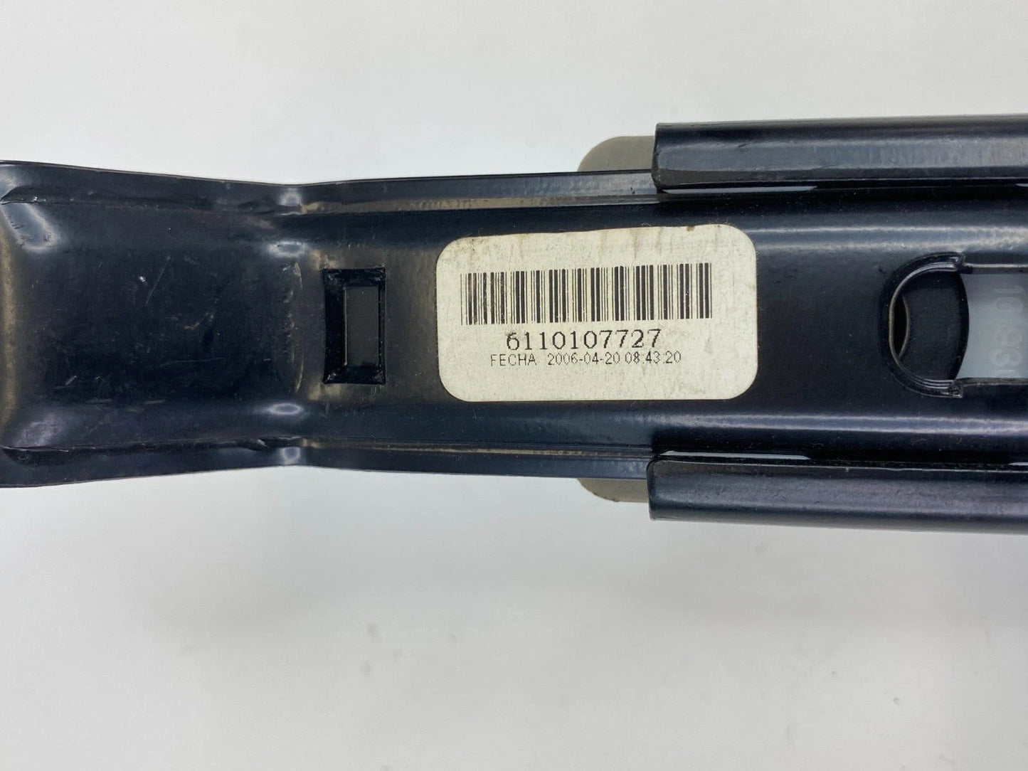 2004-2008 NISSAN MAXIMA FRONT LEFT SIDE SEAT BELT HEIGHT ADJUSTER ADJUSTMENT OEM