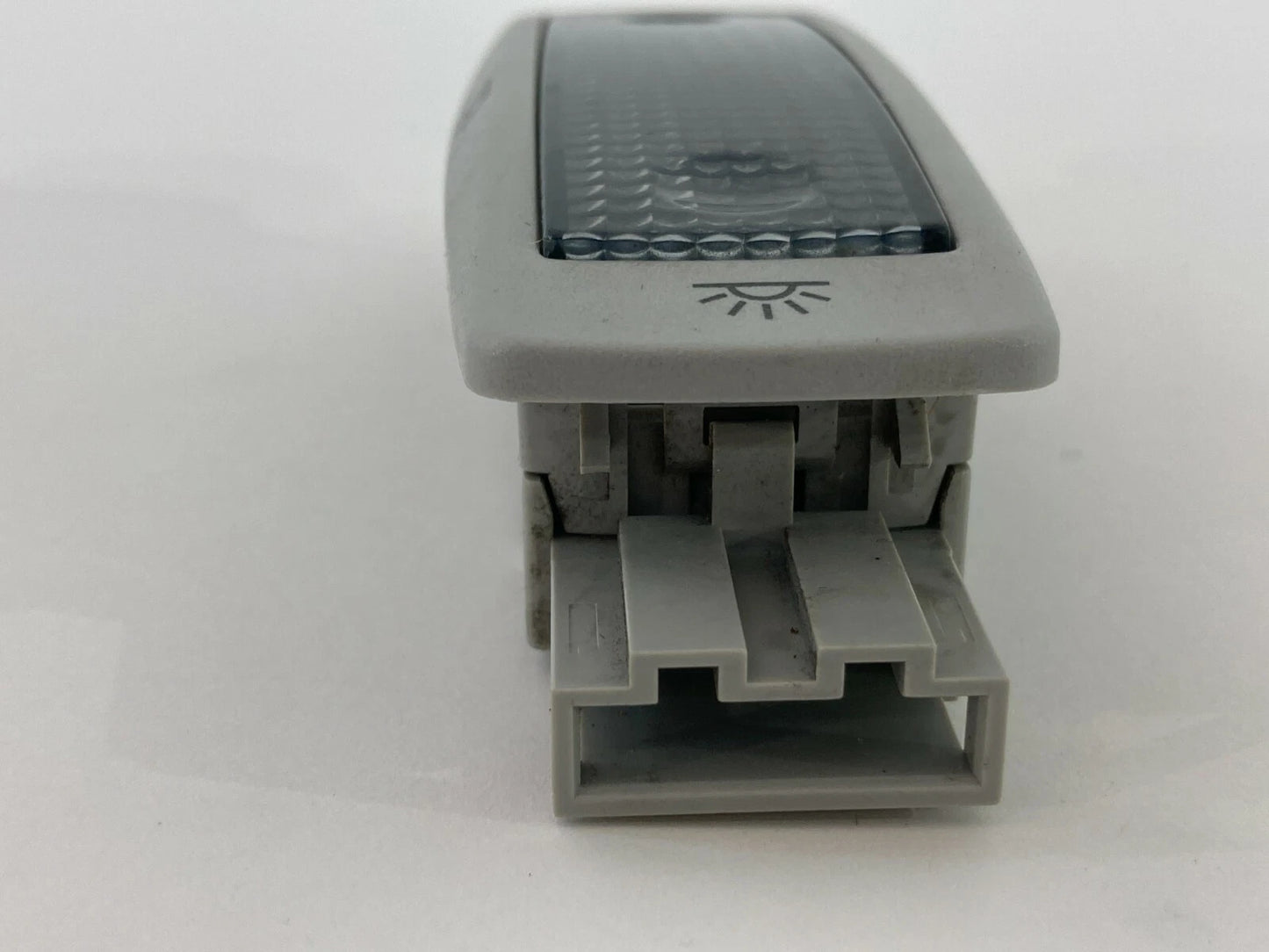 98-05 VOLKSWAGEN BEETLE REAR READING DOME MAP LIGHT LAMP OEM