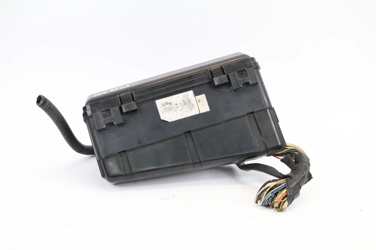 1998-2002 HONDA ACCORD LX 3.0L V6 UNDER HOOD ENGINE FUSE BOX ASSEMBLY OEM