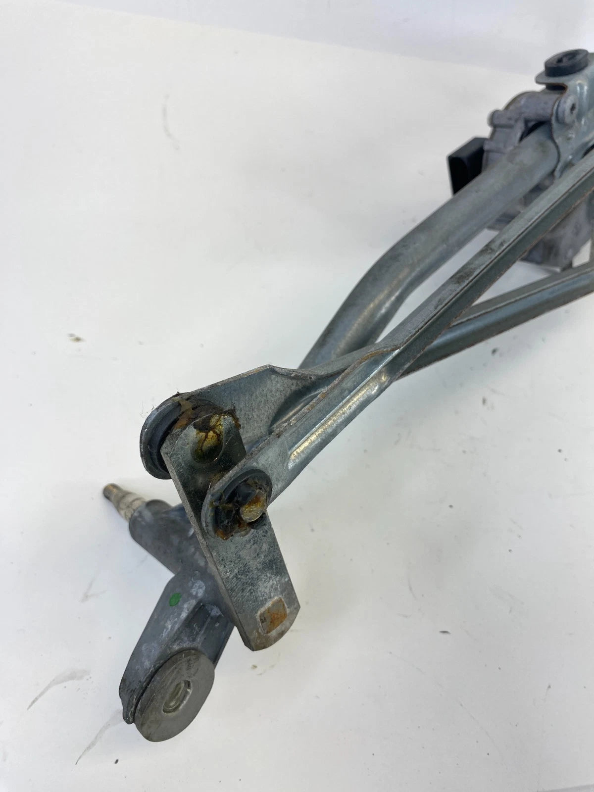 2009-2015 JAGUAR XF XFR FRONT WINDSHIELD WIPER LINKAGE W/MOTOR 8X23-17500-AD OEM