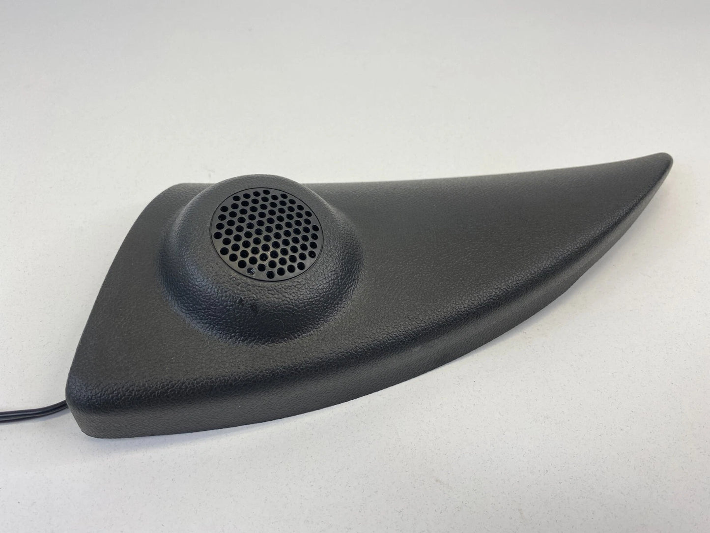 06-09 PONTIAC TORRENT CHEVY EQUINOX FRONT LEFT DOOR TWEETER MIRROR COVER TRIM