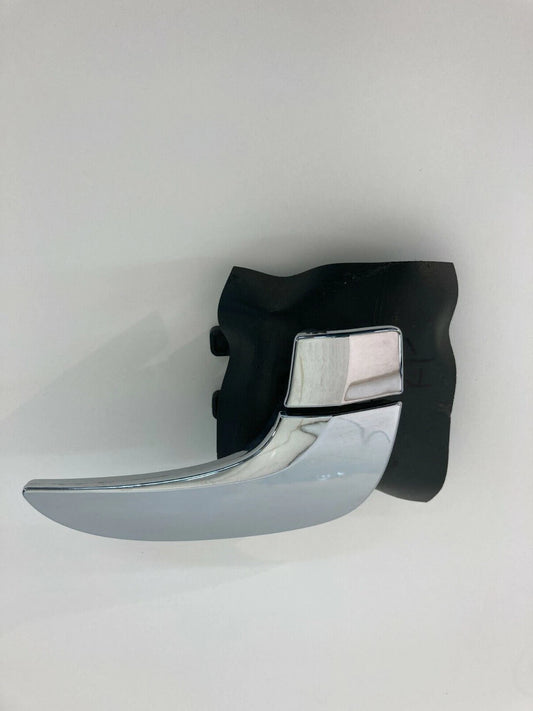 2002-2007 BUICK RENDEZVOUS REAR RIGHT SIDE INNER INTERIOR DOOR HANDLE OEM
