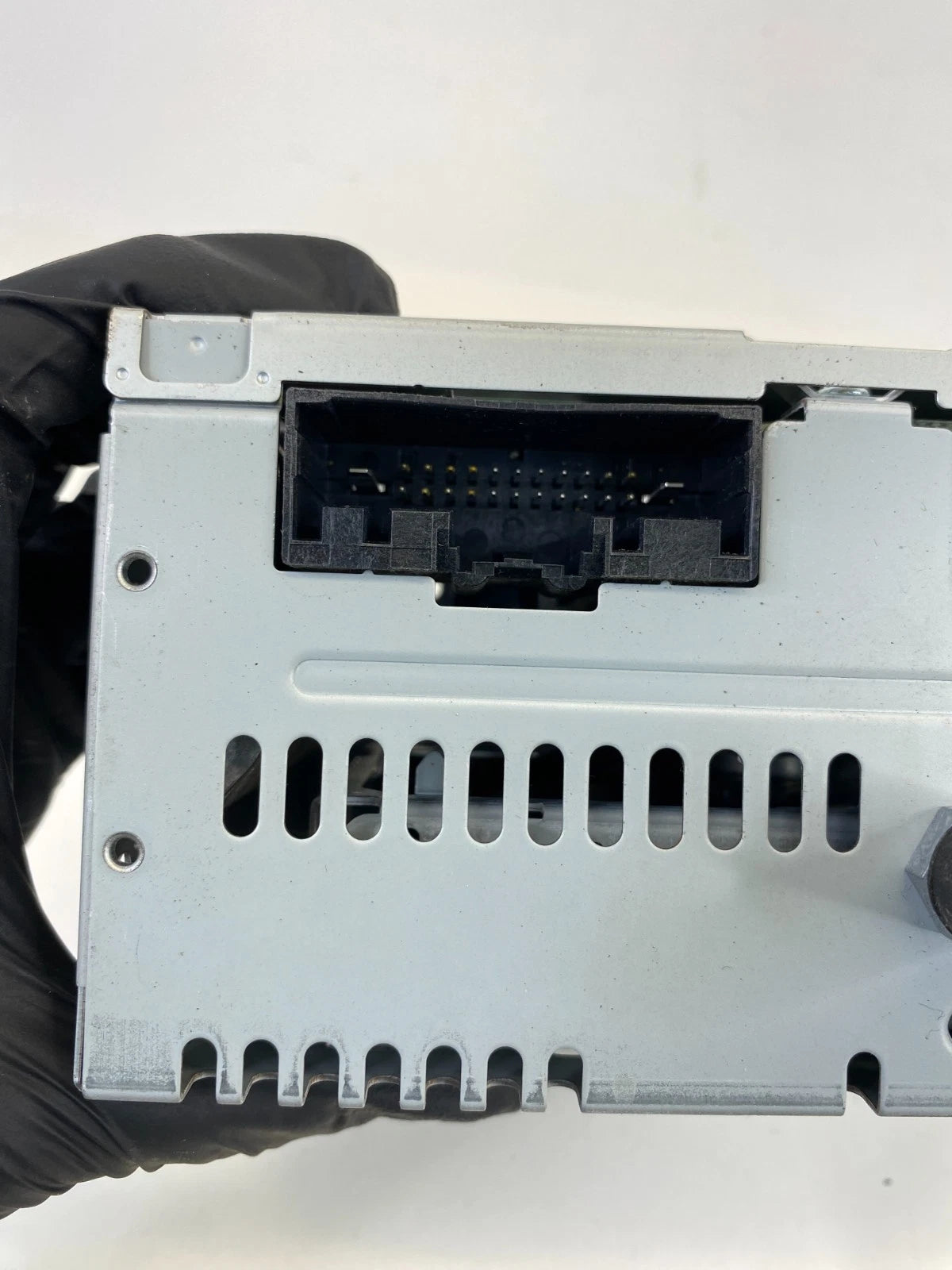 2016-2019 FORD EXPLORER INTERCEPTOR AM/FM RADIO CD PLAYER RECEIVER STEREO OEM