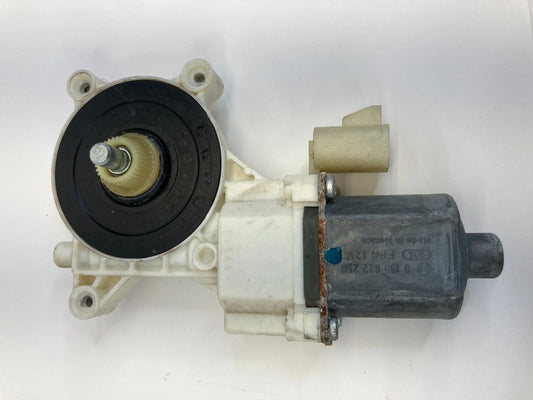 2004-2006 CADILLAC SRX REAR RIGHT SIDE DOOR POWER WINDOW MOTOR 996379102 OEM