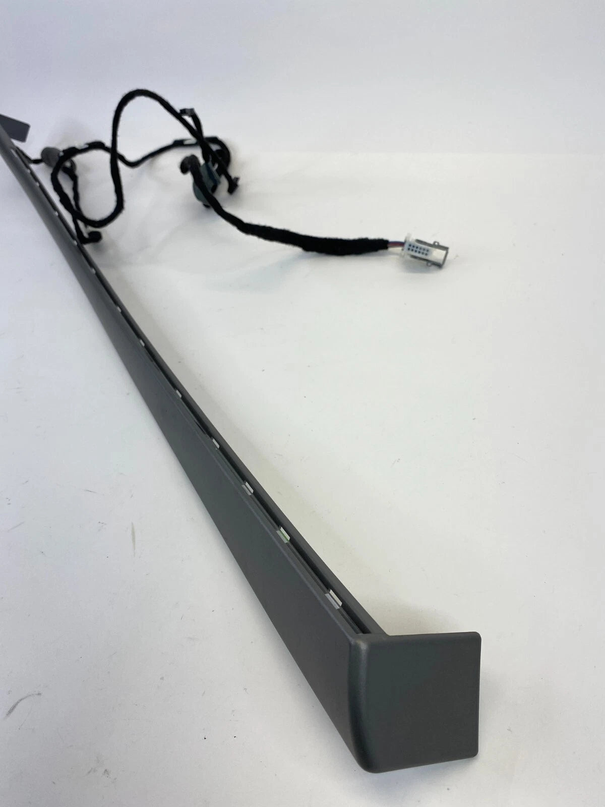 2002-2005 BMW 745I SEDAN REAR LEFT DRIVER SIDE DOOR MOLDING W/ HARNESS OEM