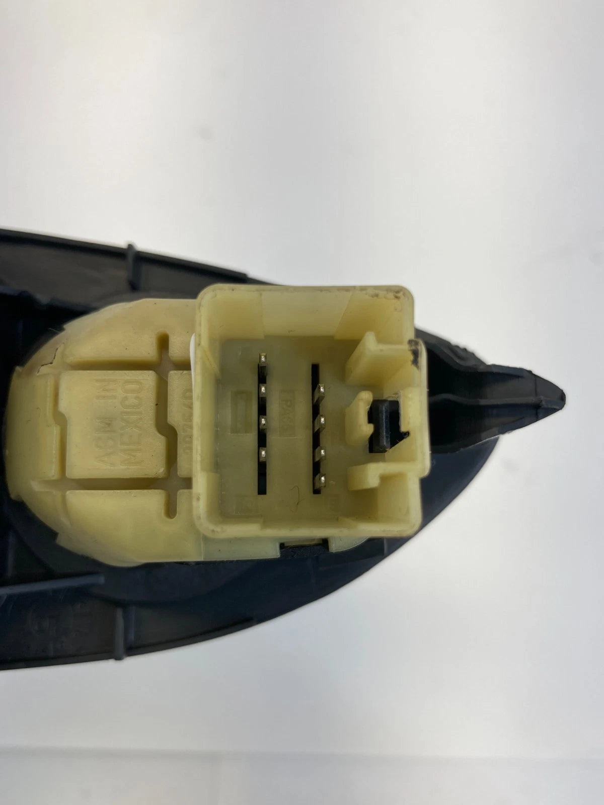 2007-2010 DODGE CHARGER 300 FRONT LEFT SIDE MASTER WINDOW LOCK SWITCH 04602780AA