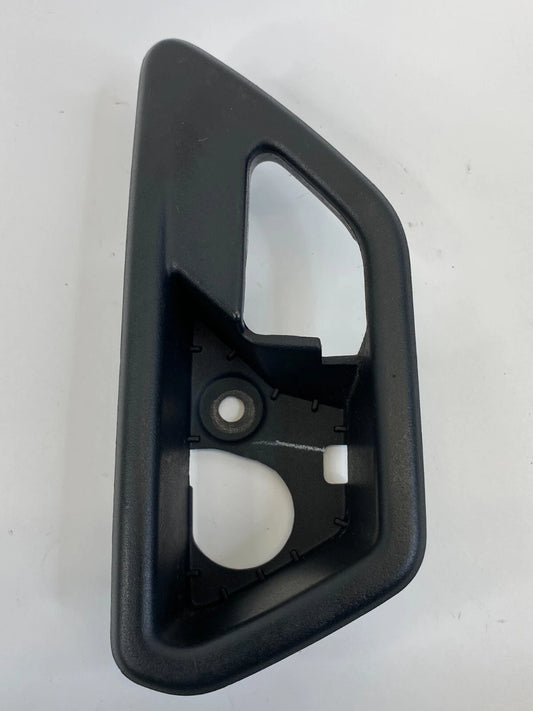 2009 2010 DODGE JOURNEY REAR RIGHT INTERIOR DOOR HANDLE BEZEL 100000254 OEM
