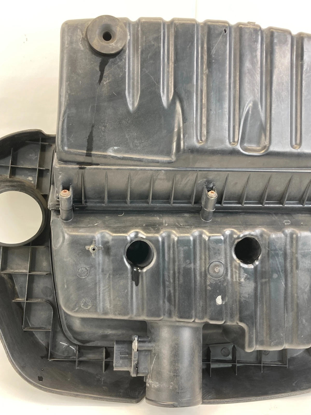 2006-2011 CHEVROLET HHR AIR CLEANER INTAKE FILTER BOX UPPER COVER OEM 15865791