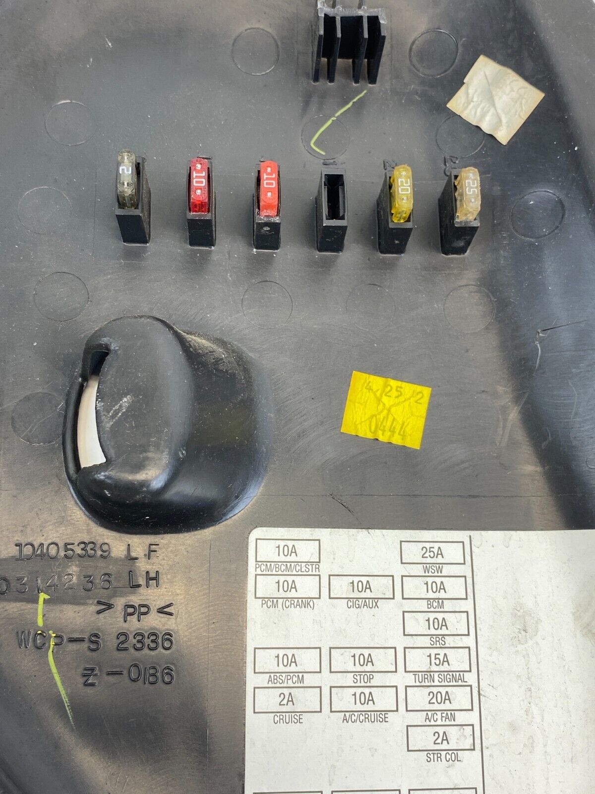 2000-2005 Chevrolet Monte Carlo Left Fuse Box Cover Dash End Panel 10405339 OEM