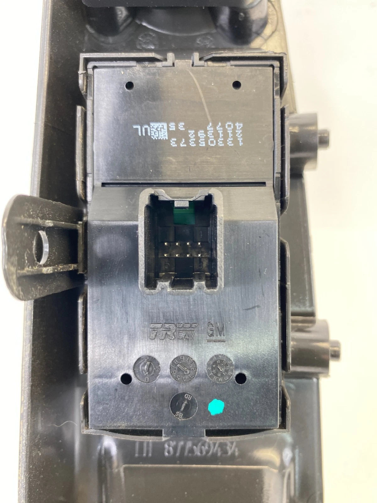 2011-2016 CHEVROLET CRUZE FRONT LEFT MASTER WINDOW SWITCH W BEZEL 13305373 OEM