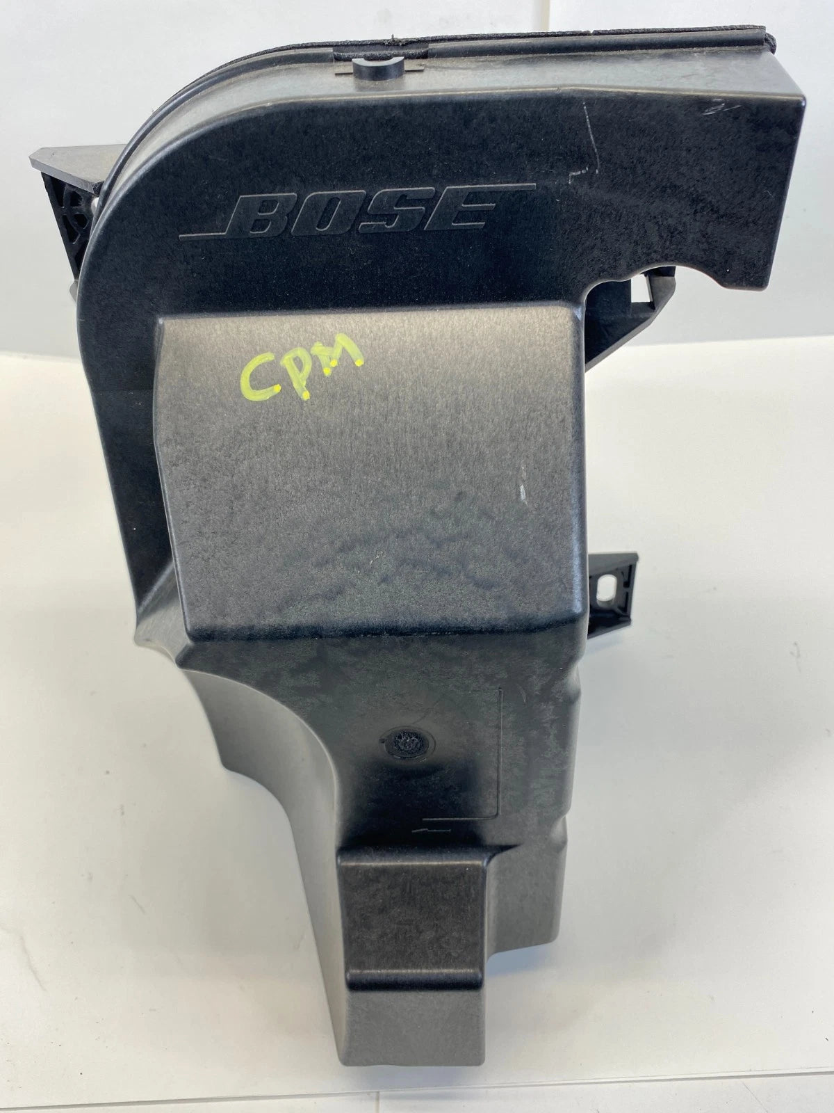 09-17 TRAVERSE 07-16 ACADIA CENTER CONSOLE SUBWOOFER BOX SPEAKER BOSE 15122608