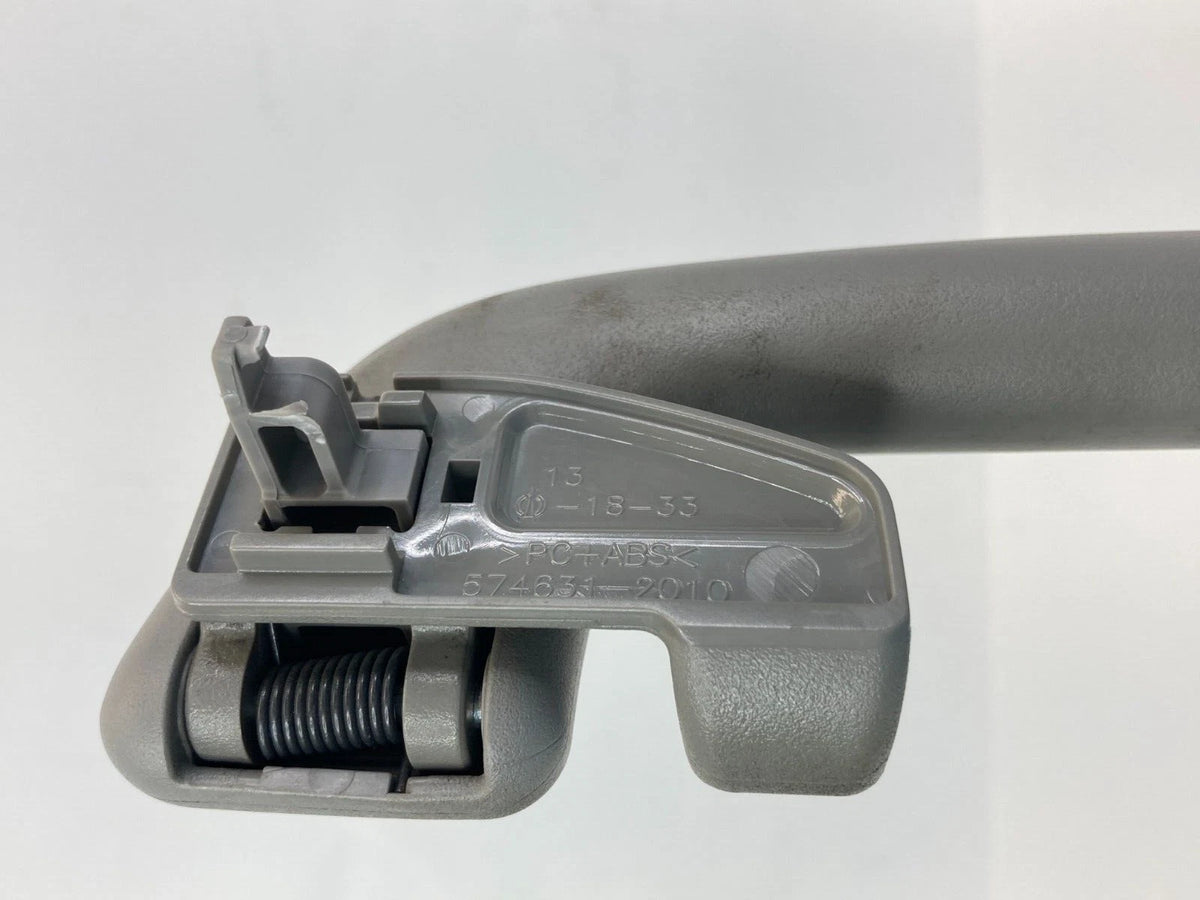 2006-2012 TOYOTA RAV4 REAR LEFT ROOF GRAB ASSIST HANDLE WITH HOOK OEM 5746312010