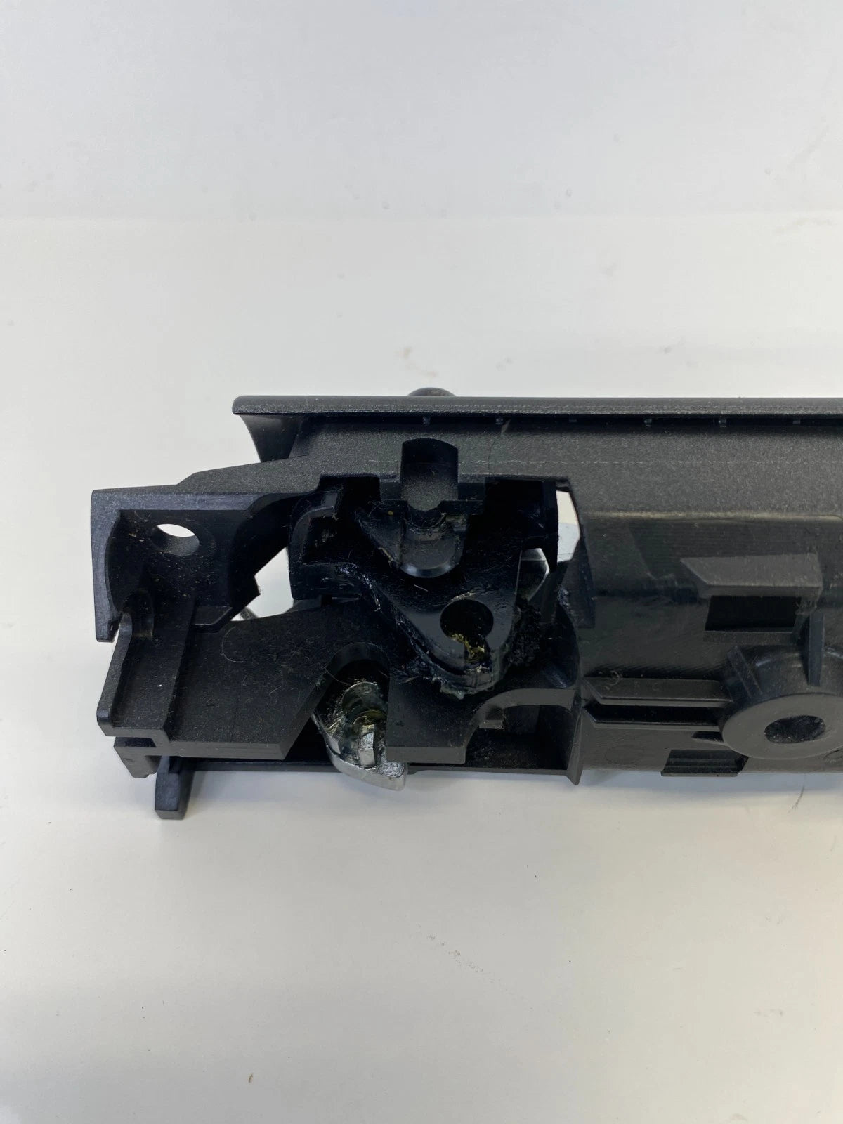 2002 2003 LEXUS ES300 REAR RIGHT BACK SIDE INTERIOR DOOR HANDLE 69207-33030 OEM