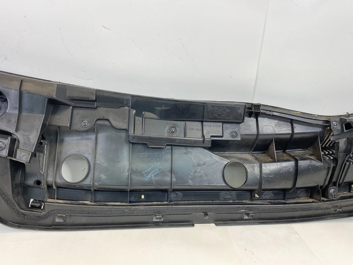 2010-2015 TOYOTA PRIUS FRONT WINDSHIELD COWL PANEL TRIM 55781-47110 OEM