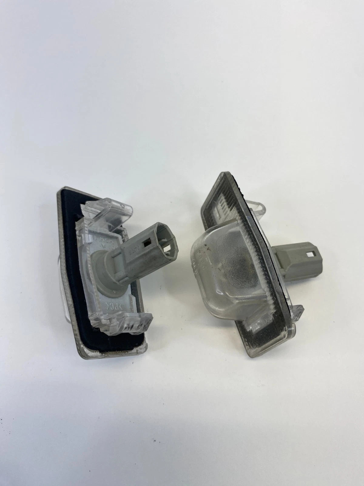 01 02 03 04 05 06 07 FORD ESCAPE REAR LICENSE PLATE LAMP LIGHT ASSEMBLY OEM
